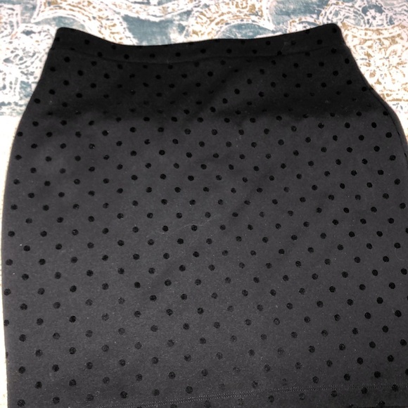 Ann Taylor LOFT sz 6 black polka dot career skirt - Picture 3 of 5